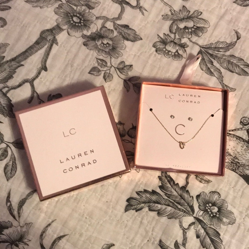 16” Necklace and earring set